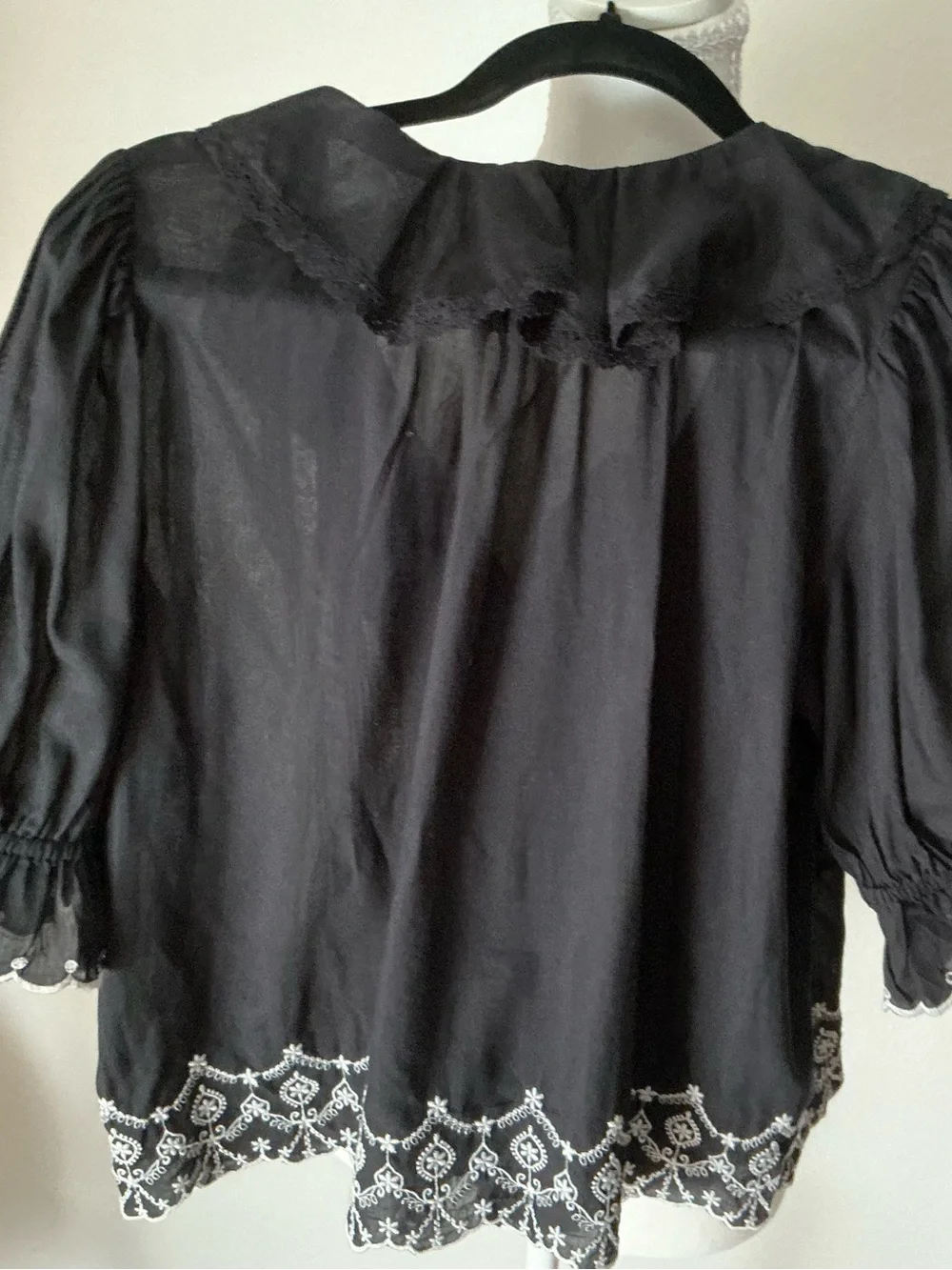Madewell Black Ruffle V-Neck Blouse with Embroidered Hem NWT